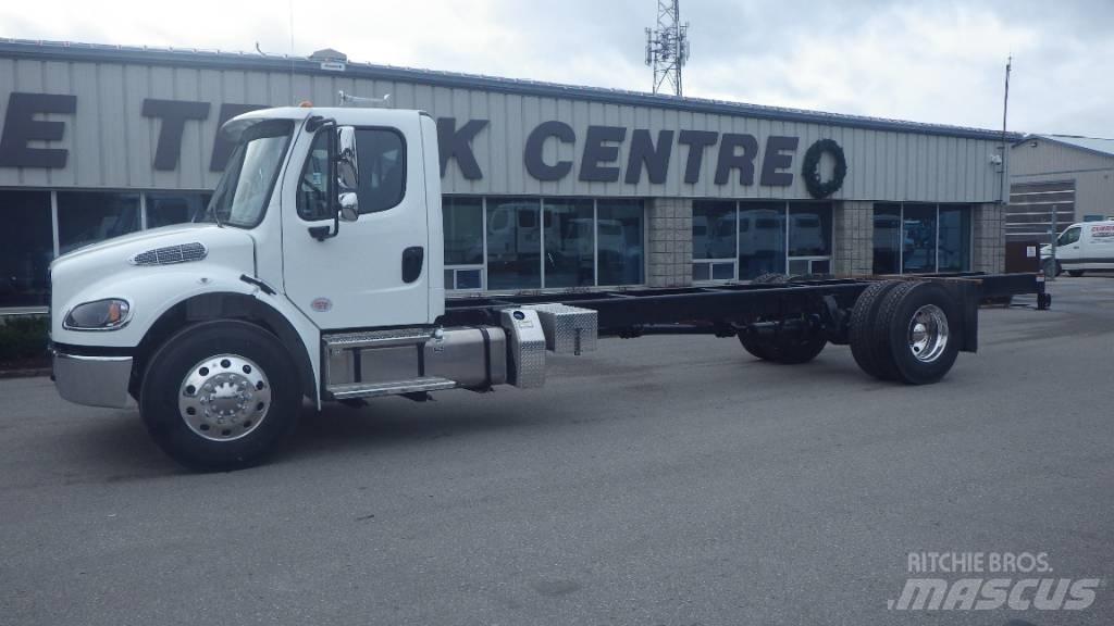 Freightliner M2 106 Φορτηγά Σασί