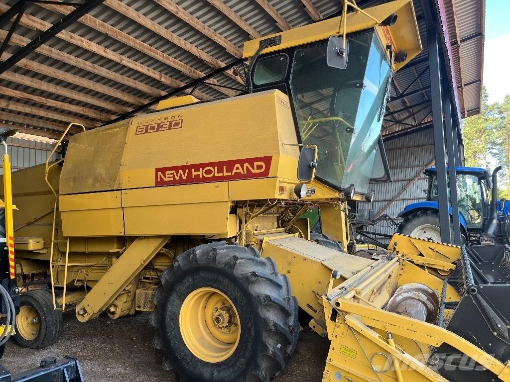 New Holland 8030 Θεριζοαλωνιστικές μηχανές