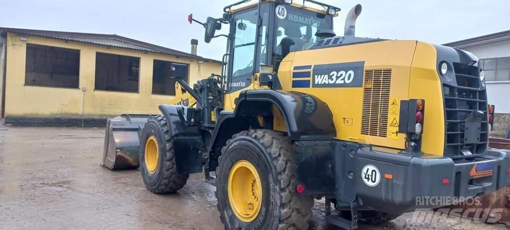 Komatsu WA 320 Φορτωτές με λάστιχα (Τροχοφόροι)