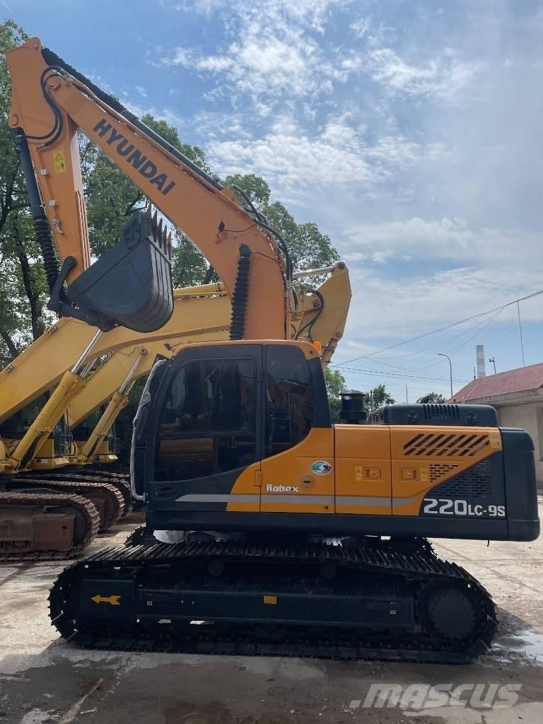 Hyundai 220LC-9S Εκσκαφείς με ερπύστριες
