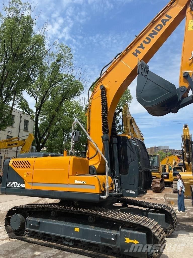 Hyundai 220LC-9S Εκσκαφείς με ερπύστριες