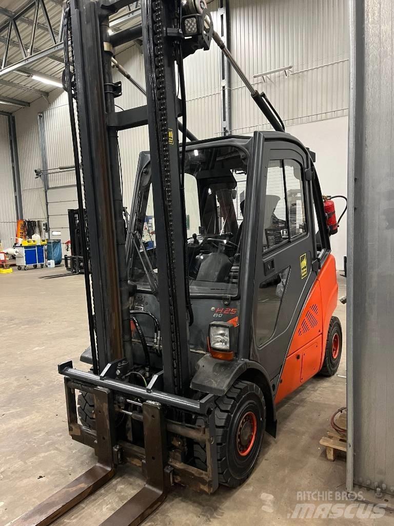 Linde H25D-02 Πετρελαιοκίνητα Κλαρκ