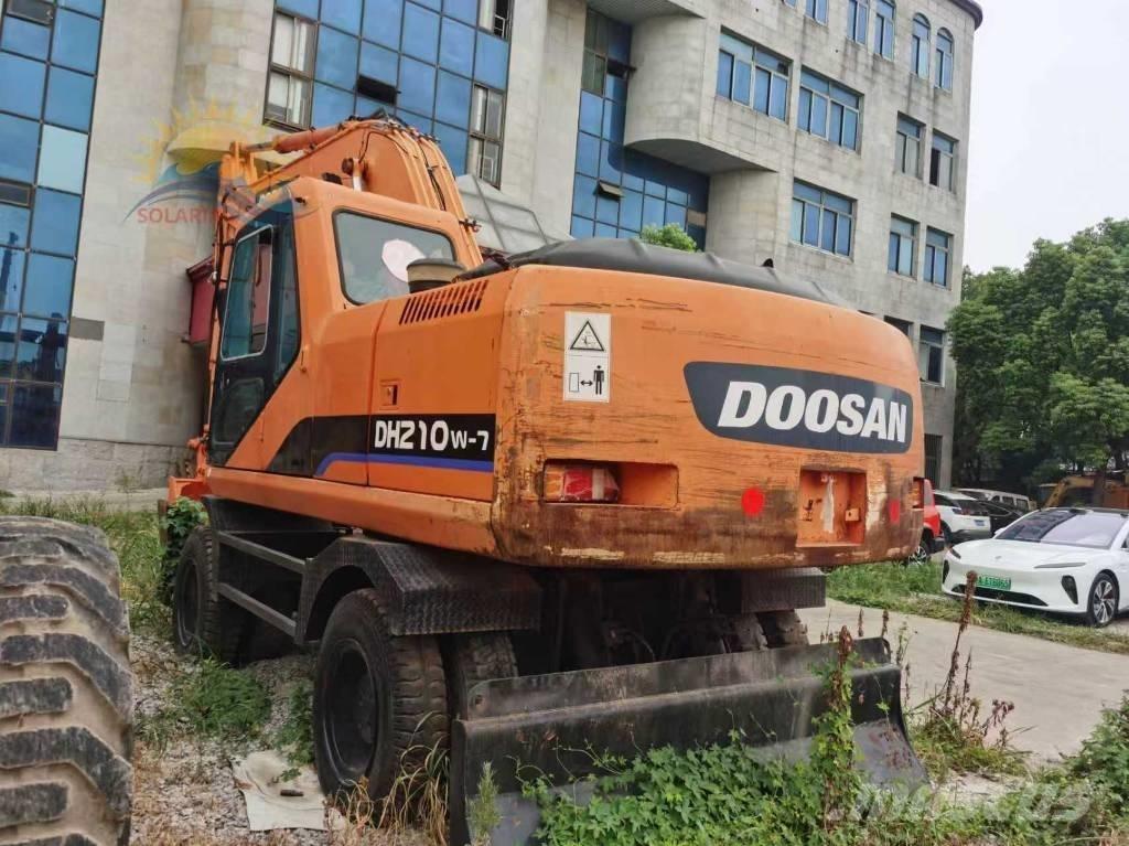 Doosan DH 210 W-7 Εκσκαφείς με τροχούς - λάστιχα