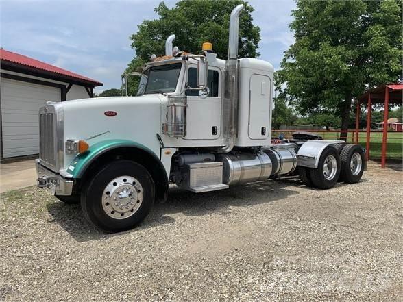 Peterbilt 367 Τράκτορες