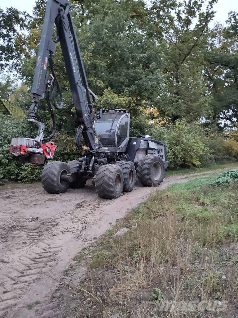 Logset H 8 Θεριζοαλωνιστικές μηχανές