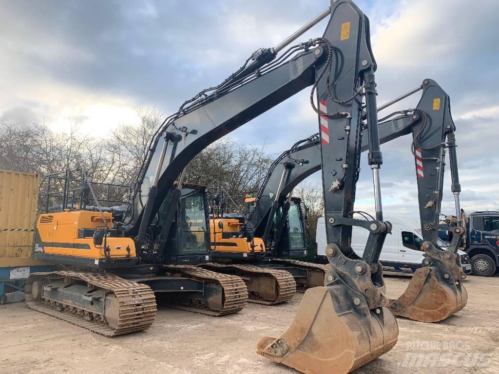 Hyundai HX220A L Εκσκαφείς με ερπύστριες