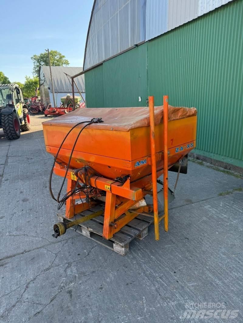 Amazone ZA XS 602 Διαστρωτήρες άμμου και αλατιού