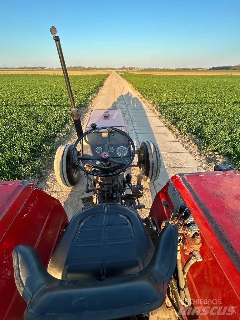 Massey Ferguson 240 Τρακτέρ