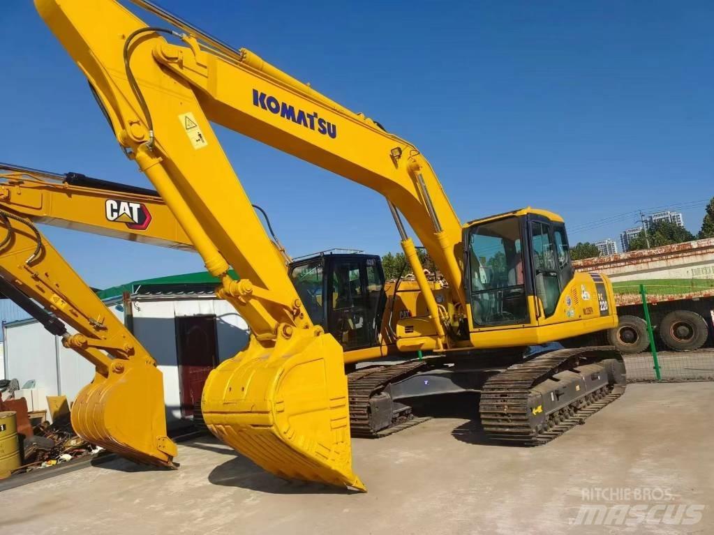 Komatsu PC 220 Εκσκαφείς με ερπύστριες