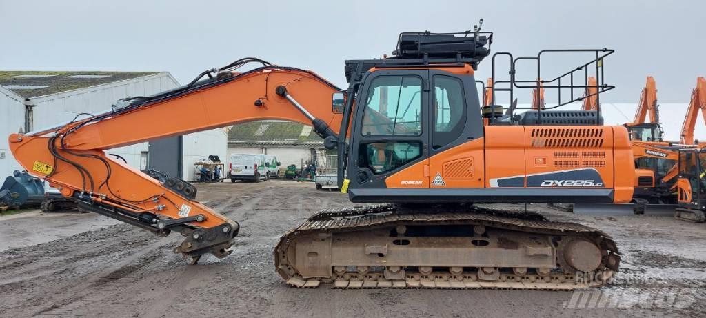 Doosan DX225LC-5 Εκσκαφείς με ερπύστριες