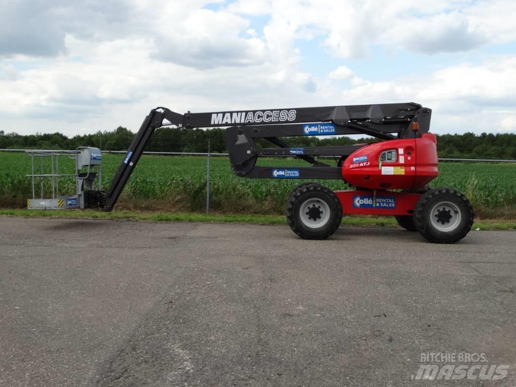 Manitou 200 ATJ Ανυψωτήρες με αρθρωτό βραχίονα