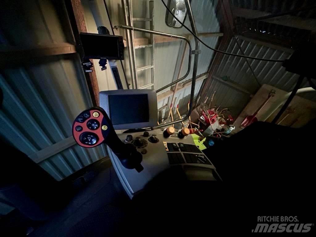 CLAAS Lexion 650 Θεριζοαλωνιστικές μηχανές