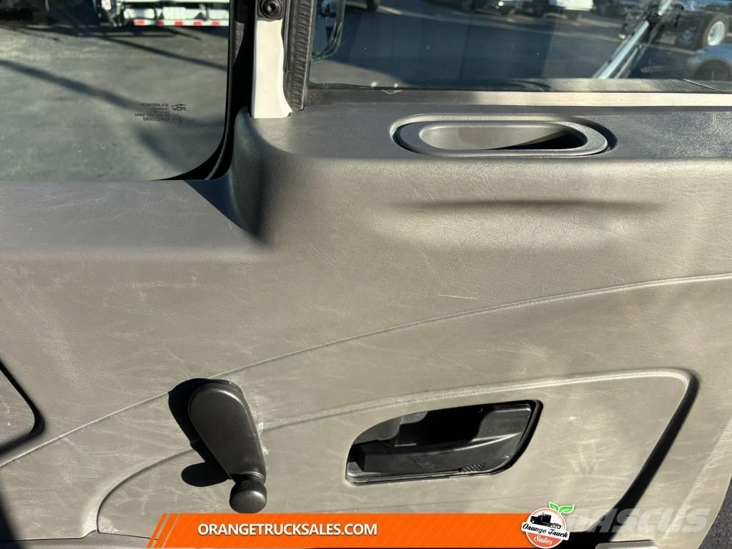 International 4300 Φορτηγά Κόφα