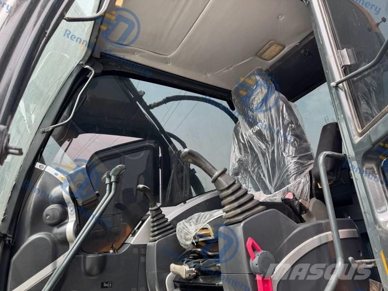 Hyundai 225 LC-9S Εκσκαφείς με ερπύστριες