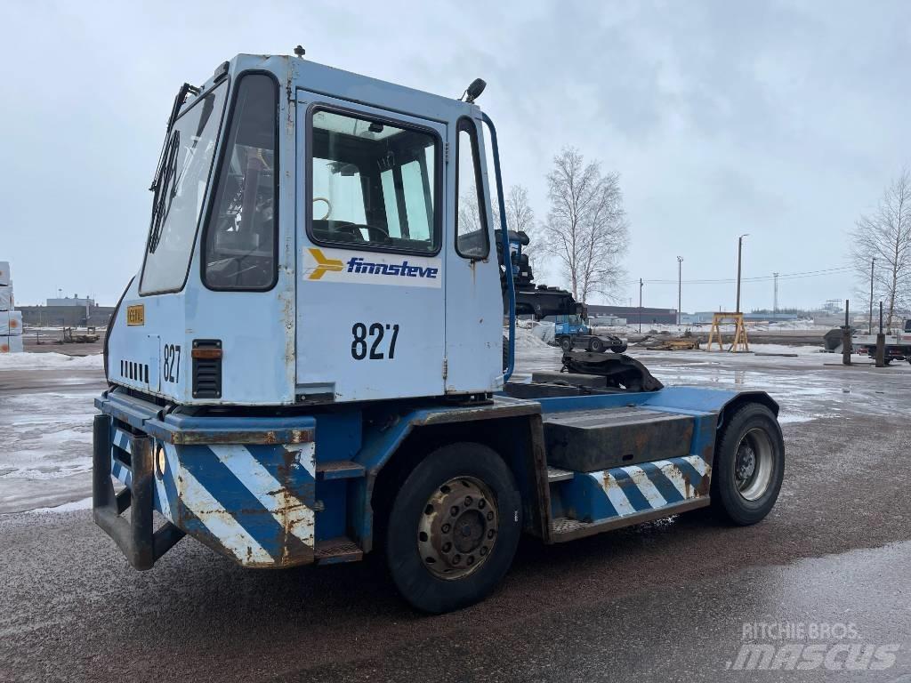 Sisu TRX181 Νταλίκες μεταφοράς εμπορευματοκιβωτίων