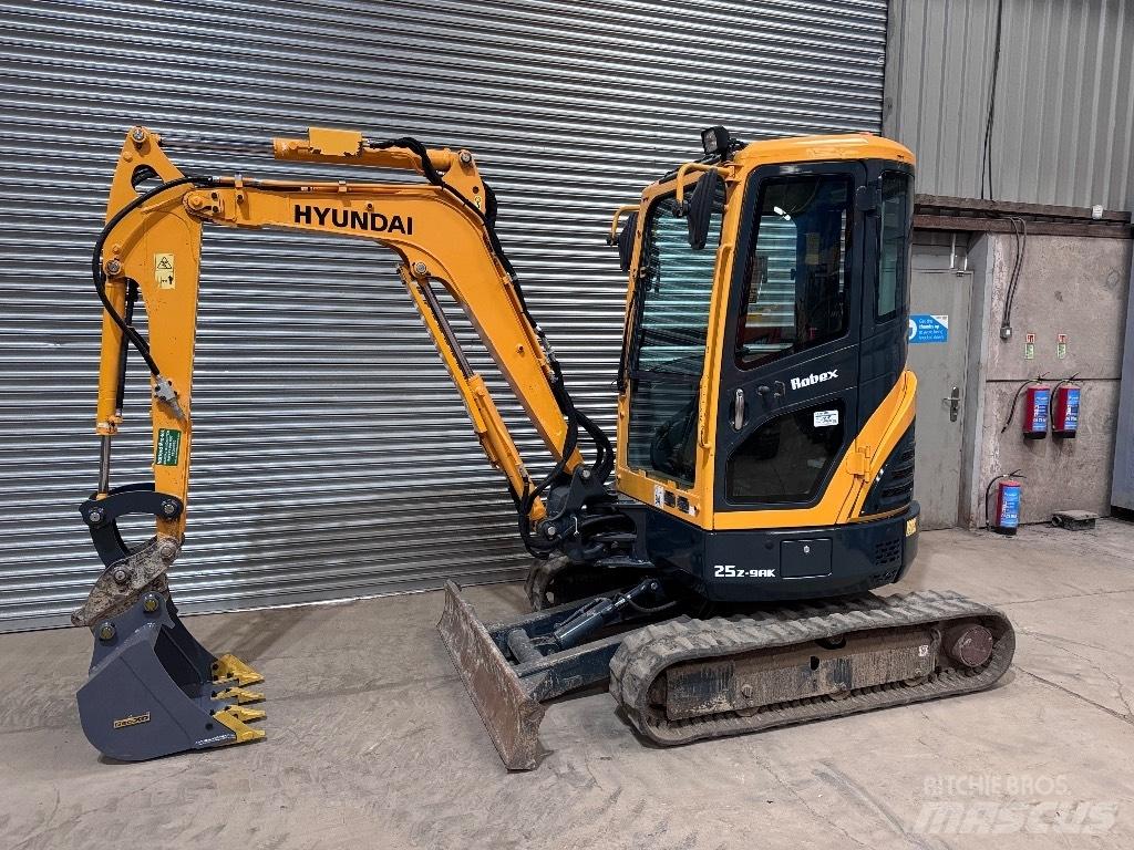 Hyundai R25Z-9 AK Εκσκαφάκι (διαβολάκι) < 7t