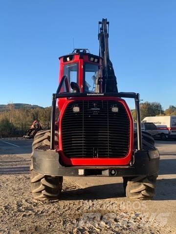 Komatsu 901 Θεριζοαλωνιστικές μηχανές