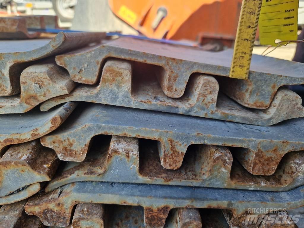 Volvo EC 200 Σύστημα κύλισης undercarriage