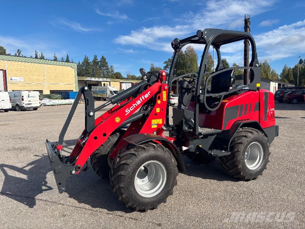 Schäffer Nordic 40 + Φορτωτές πολλαπλών χρήσεων