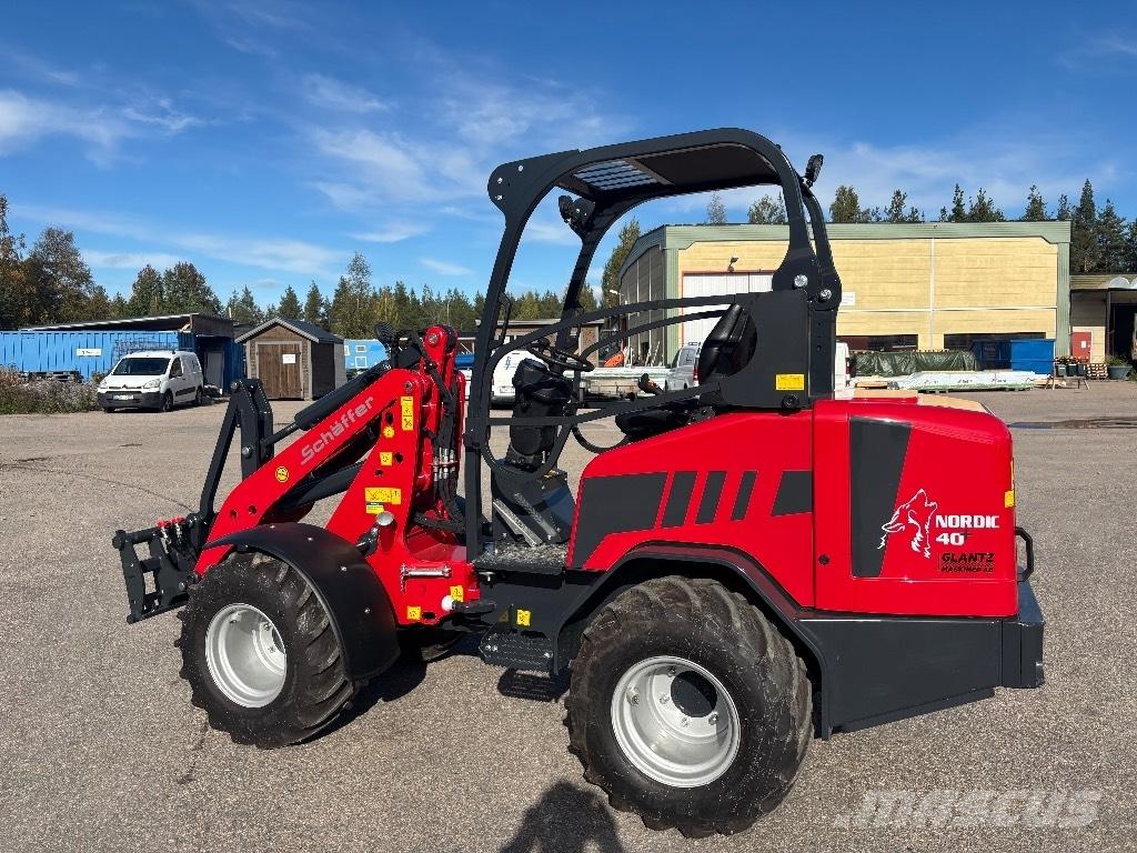 Schäffer Nordic 40 + Φορτωτές πολλαπλών χρήσεων