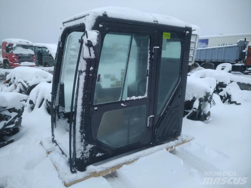 Volvo BM 325FL Cabin Καμπίνες και εσωτερικό