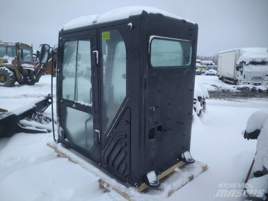 Volvo BM 325FL Cabin Καμπίνες και εσωτερικό