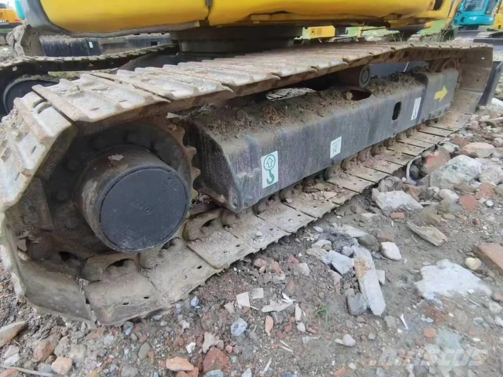 Komatsu PC40 Εκσκαφάκι (διαβολάκι) < 7t