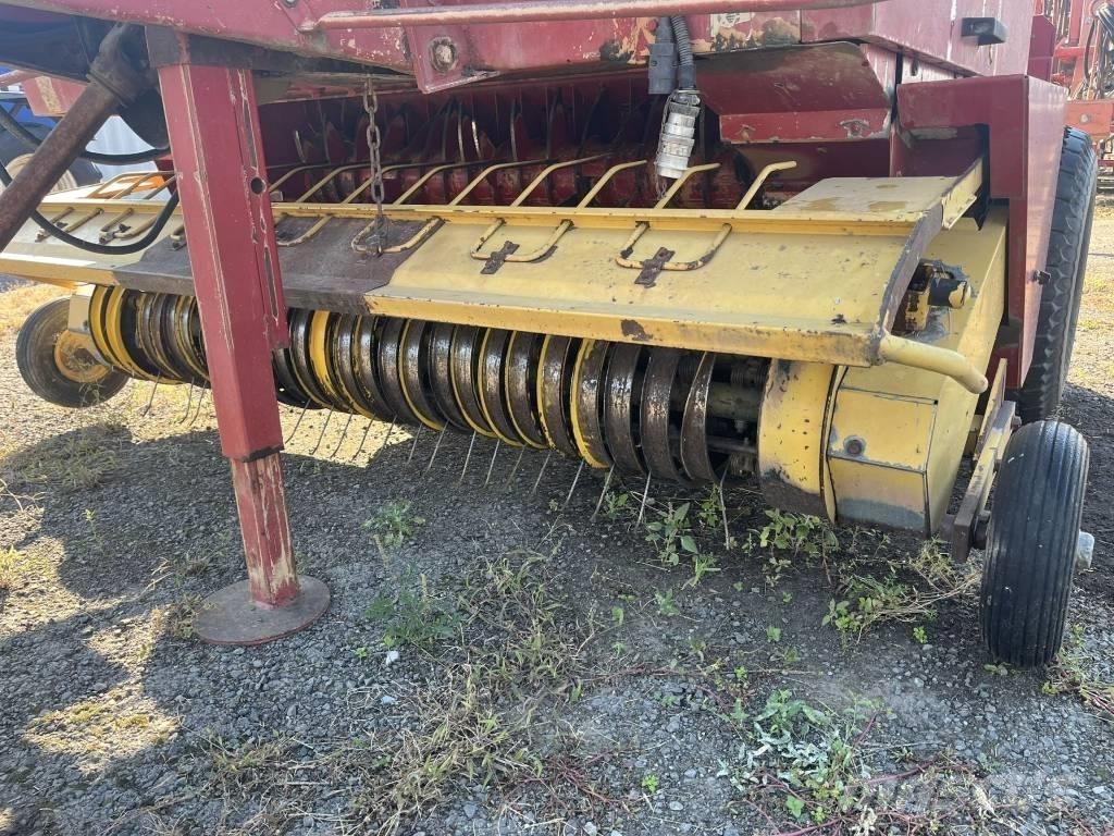 New Holland 544 Πρέσες κυλινδρικών δεμάτων