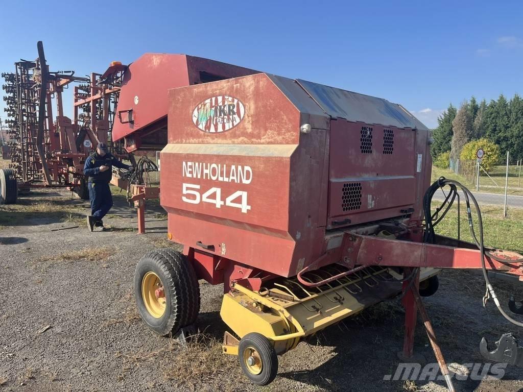 New Holland 544 Πρέσες κυλινδρικών δεμάτων