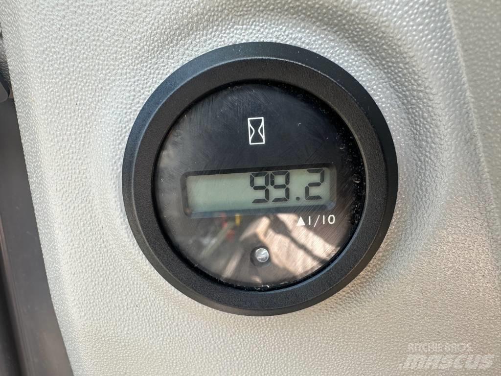 Volvo EC 230FL Εκσκαφείς με ερπύστριες