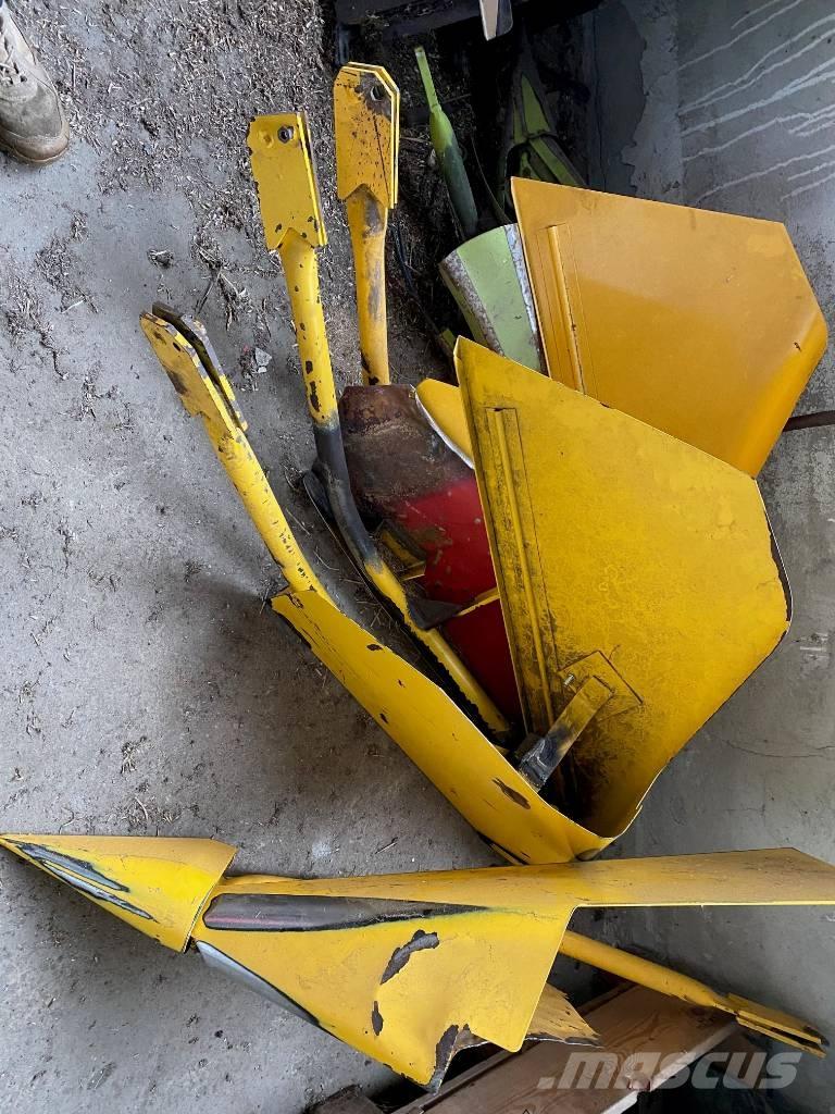 New Holland CX 8070 Θεριζοαλωνιστικές μηχανές