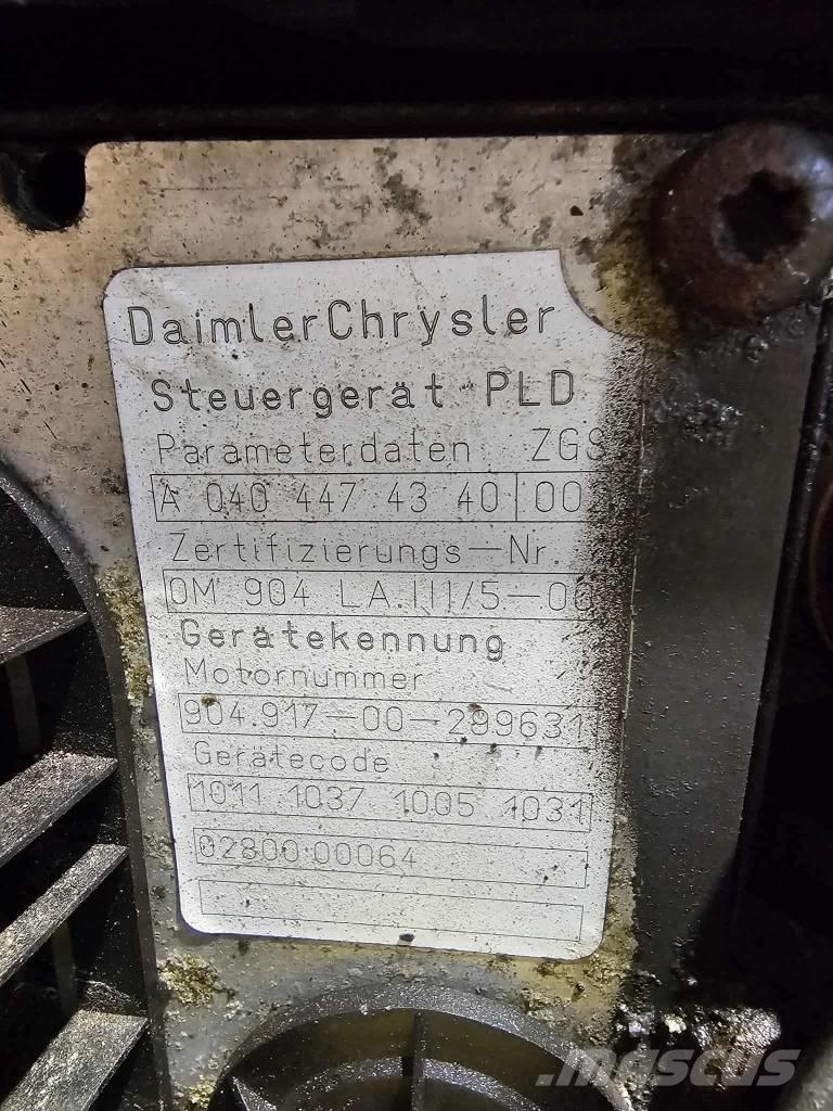 Mercedes-Benz LA904 Κινητήρες