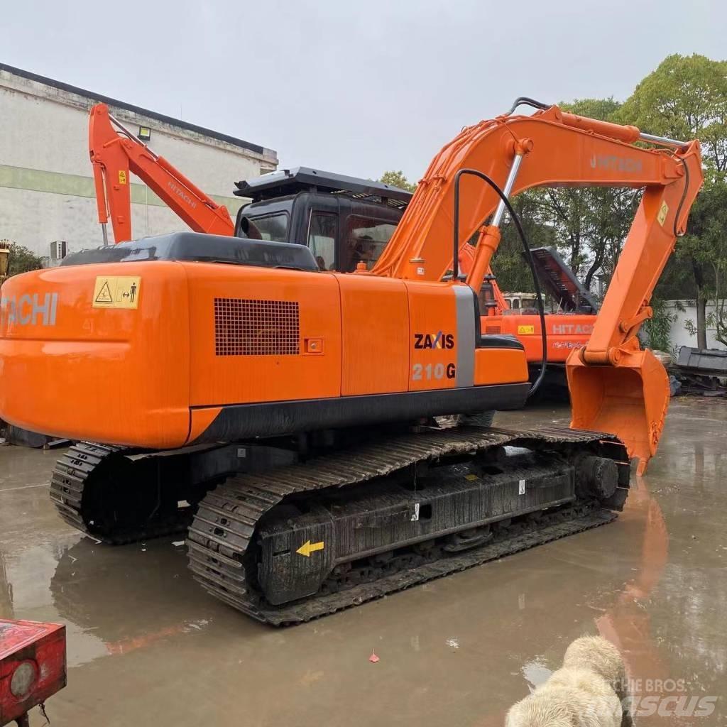 Hitachi ZX 210 Εκσκαφείς με ερπύστριες