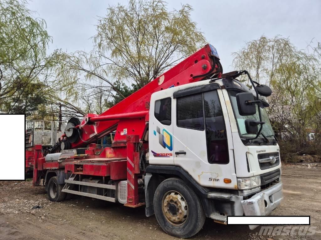 Horyong SKY450 Εναέριες πλατφόρμες τοποθετημένες σε φορτηγό
