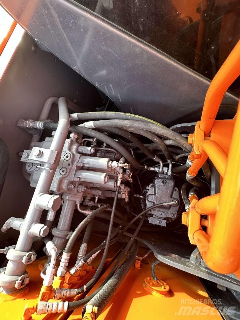Hitachi ZX 70 Εκσκαφείς με ερπύστριες