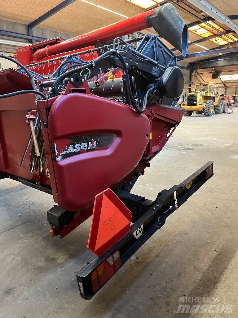Case IH 9230 Θεριζοαλωνιστικές μηχανές