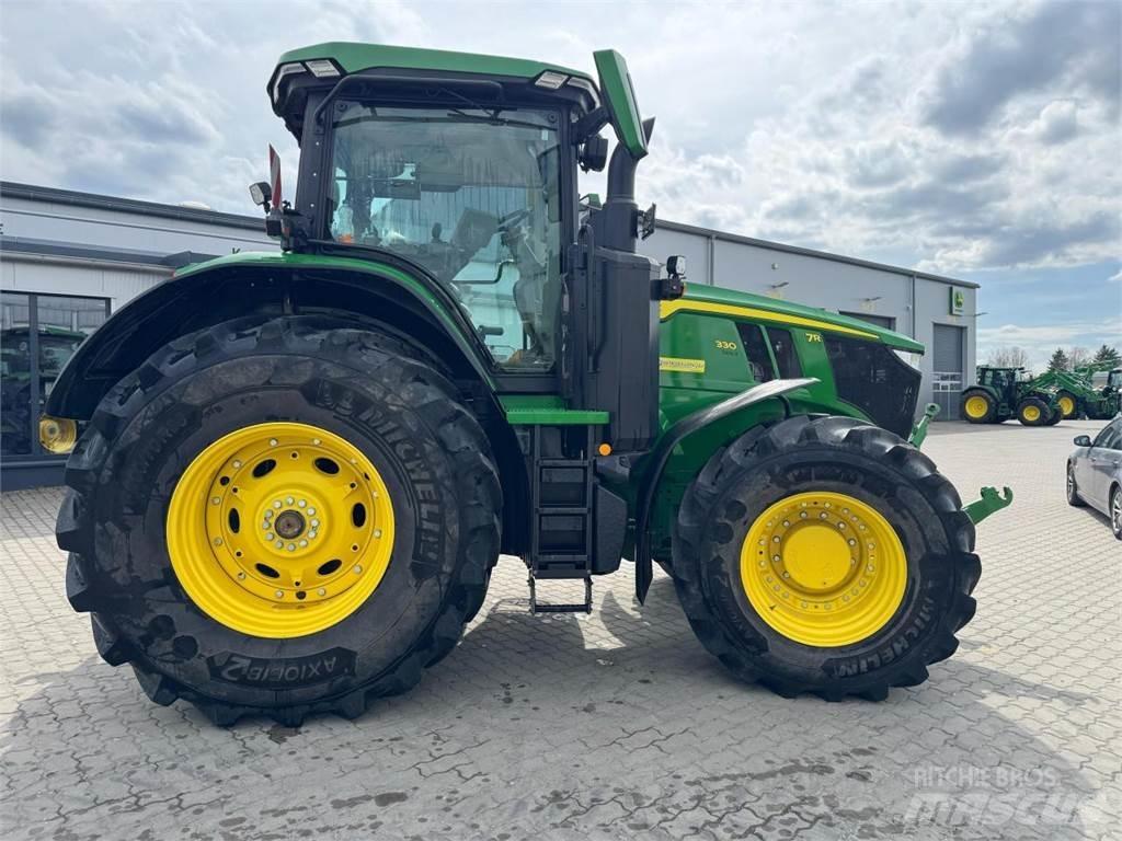 John Deere 7R 330 Τρακτέρ