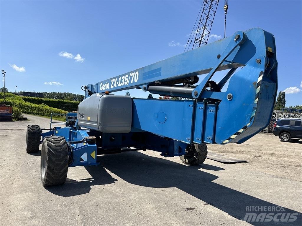 Genie ZX 135/70 Ανυψωτήρες με αρθρωτό βραχίονα