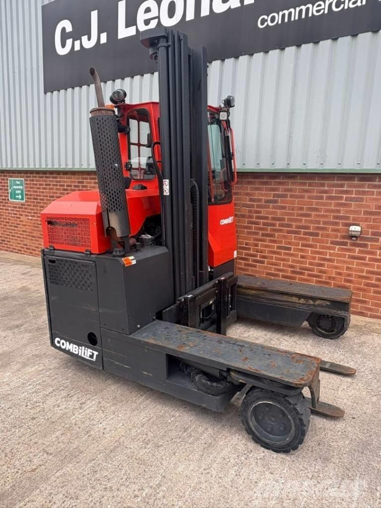 Combilift C 3000 Γερανοί πλευρικής φόρτωσης εμπορευματοκιβωτίων