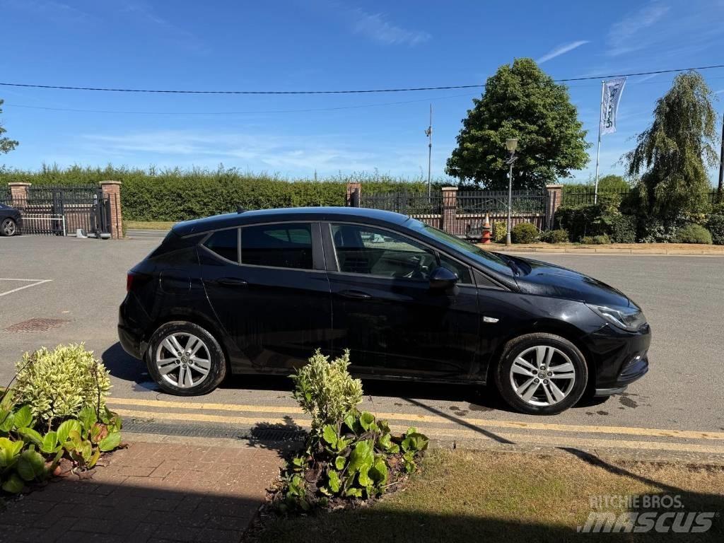 Vauxhall Astra Αυτοκίνητα