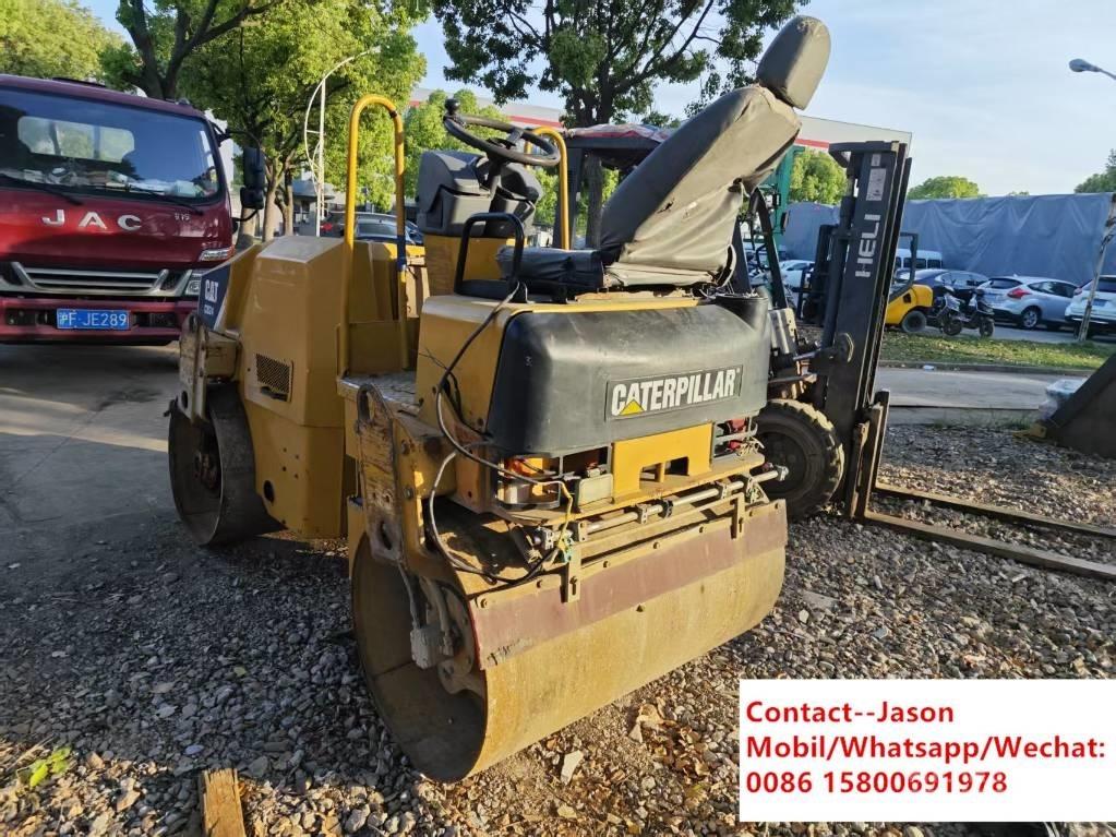 CAT CB 24 Οδοστρωτήρες διπλού κυλίνδρου