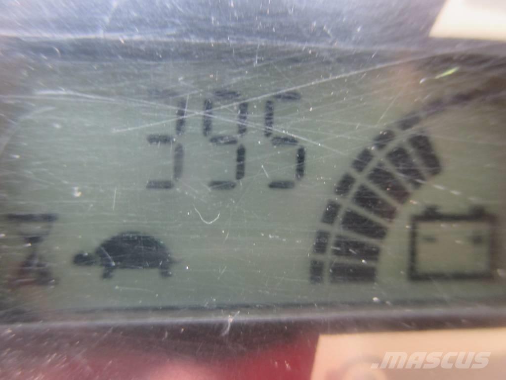 JLG Toucan 8 E Ανυψωτήρες με κατακόρυφους πυλώνες