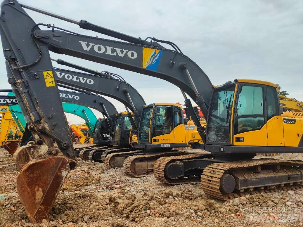 Volvo EC220D Εκσκαφείς με ερπύστριες