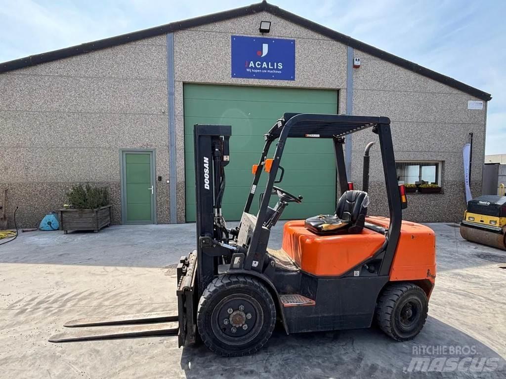 Doosan D30G D30G Περονοφόρα ανυψωτικά κλαρκ - άλλα