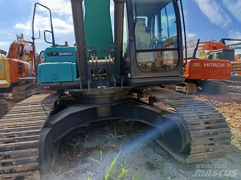 Kobelco SK210 Εκσκαφείς με ερπύστριες