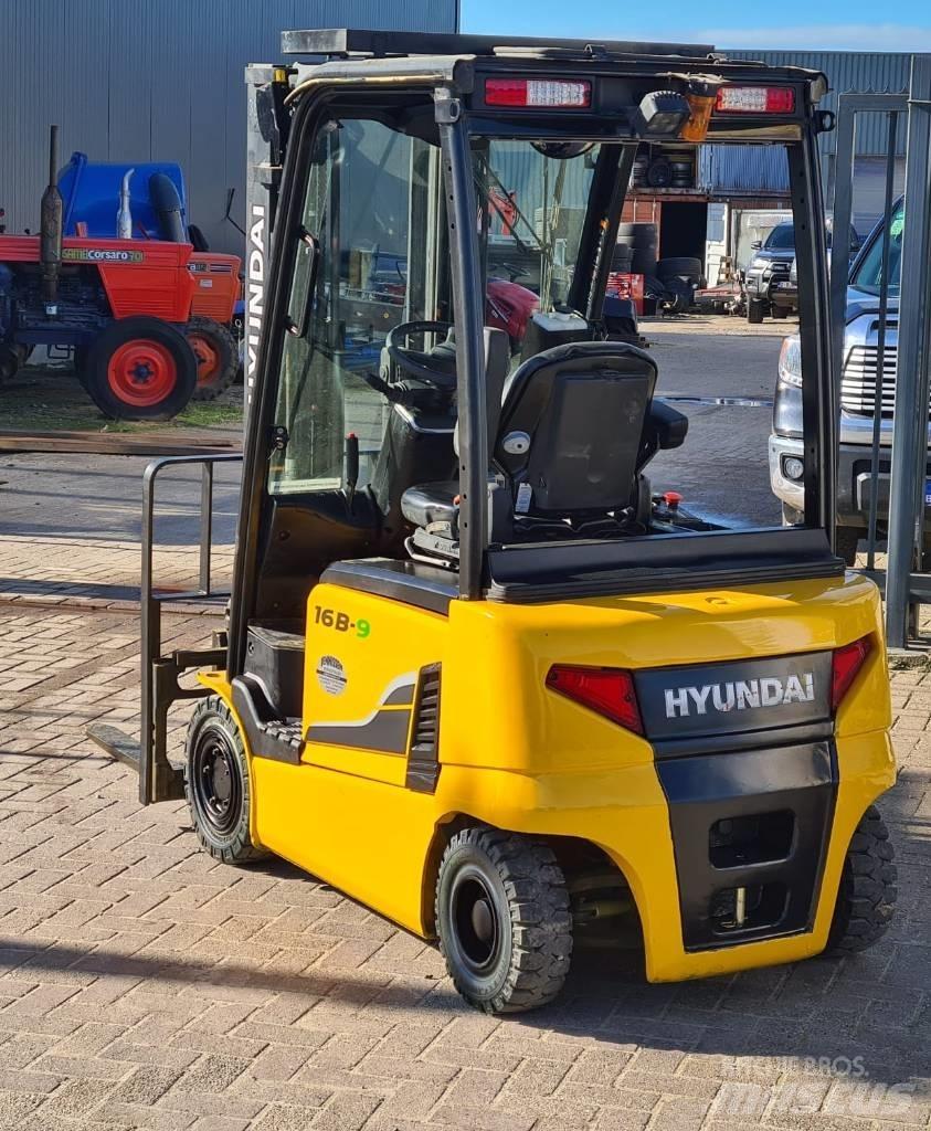 Hyundai 16 B-9 Ηλεκτρικά περονοφόρα ανυψωτικά κλαρκ