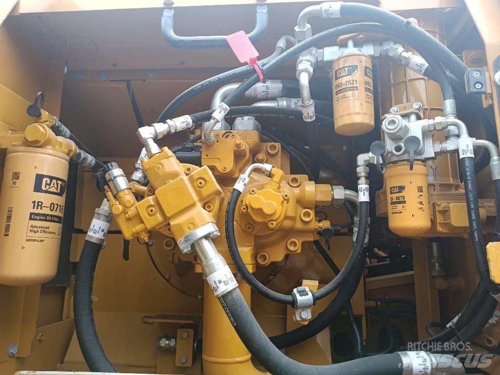 CAT 330 D Εκσκαφείς με ερπύστριες
