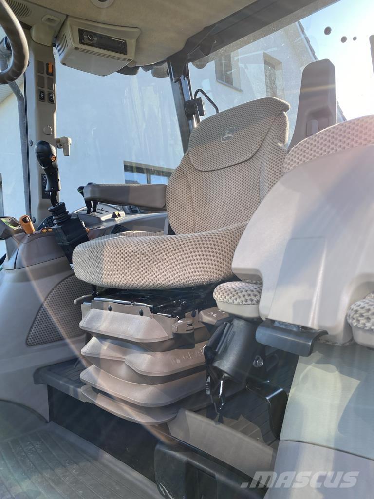 John Deere 5115R Τρακτέρ