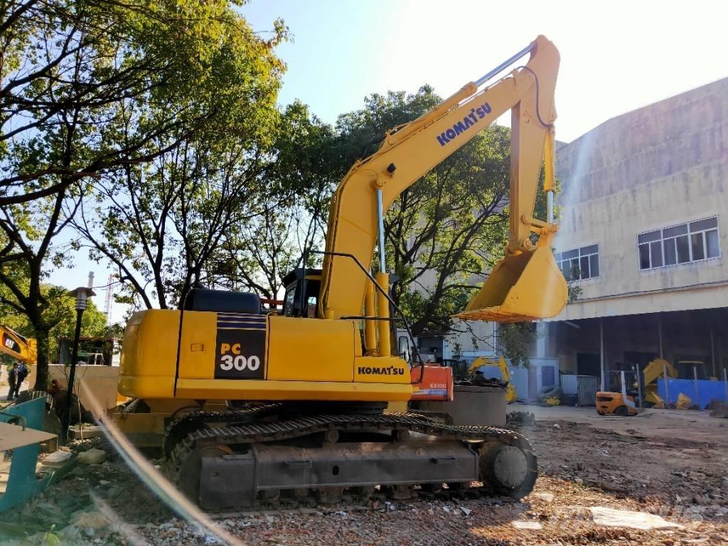 Komatsu PC300-7 Εκσκαφείς με ερπύστριες