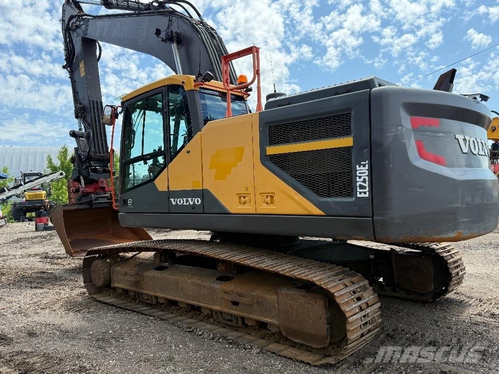 Volvo EC 250 E Εκσκαφείς με ερπύστριες